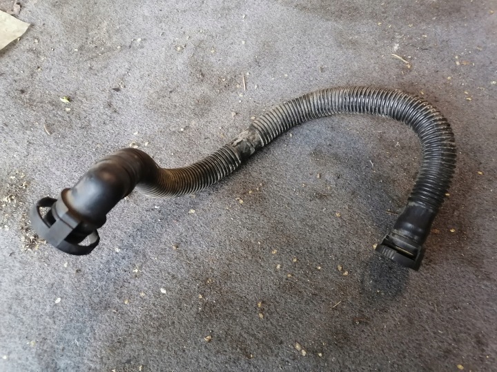 ROHR ODMY VW AUDI SKODA SEAT 2.0 TFSI 06F103235