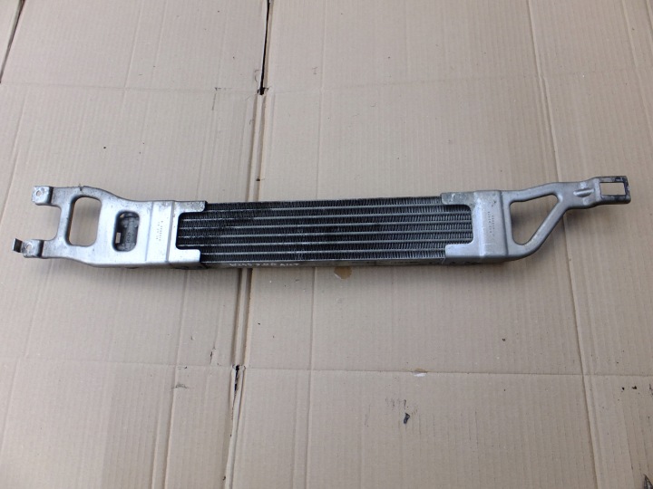 Motor Ölkühler Getriebe mercedes w245 2,0 cdi 2007r A1695000200