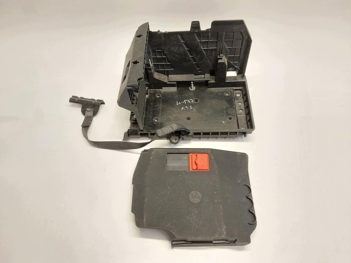 MERCEDES A-classe w177 2018r porta scatola per batteria FOTO ! 2475459400
