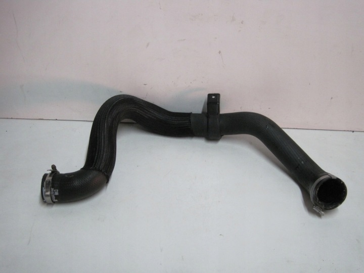 pipe hose of the intercooler PEUGETOT 3008 5008 II 9815433880