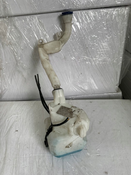 PEUGEOT 207 1.4 VTI washer fluid tank 9648337580