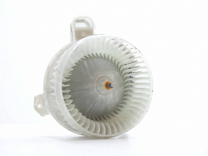 ventilátor DMUCHAWA fütések LAND ROVER DEFENDER L663 L8B2-19E624-AA