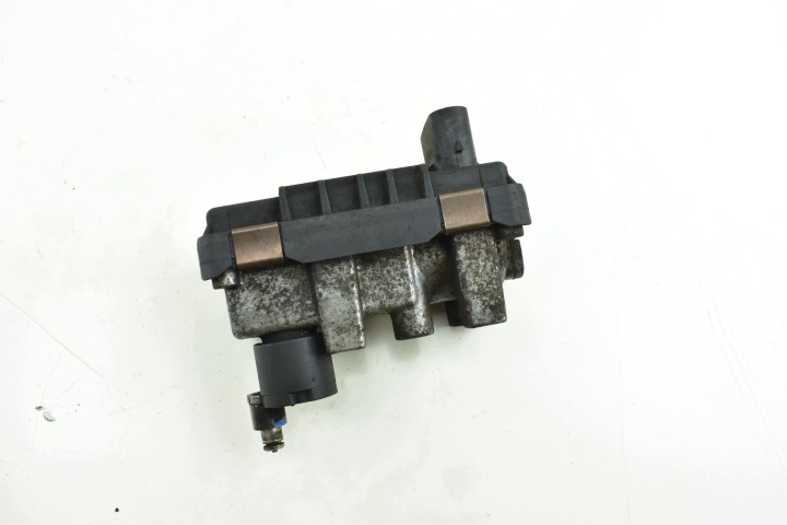 regulator of the turbine BMW E81 E87 E91 E60 E61 2.0 D N47 6NW009660 G-004