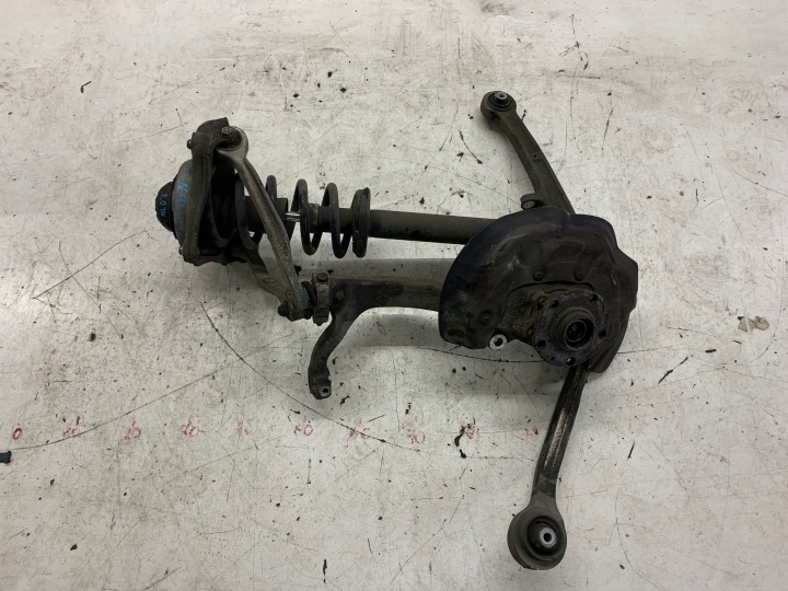 Mozzo FUSELLO mcpherson braccetto Destra AUDI A6 C6 LIFT (2004-2011) 2.0 TDI