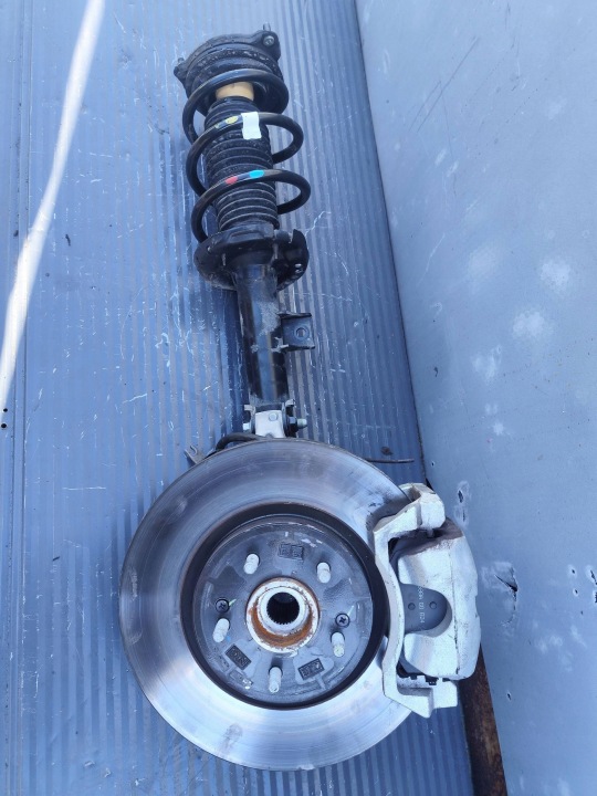 KIA SPORTAGE V Mozzo FUSELLO ammortizzatore Anteriore Destra DEMONTAZ