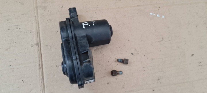 Q5 8R LIFT motor fék RECZNEGO far 8K0998281A 32347485 A4 B8 A5