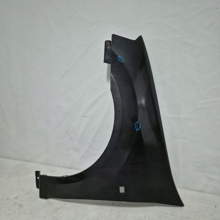 DACIA LOGAN and 1 04-12 fender front front left