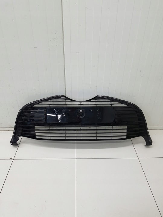 Grille Grille TOYOTA YARIS 3 53102-0D03070