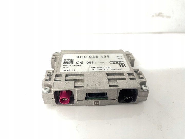VW PASSAT B8 antenna amplifier + connecting spoiler 4H0035456