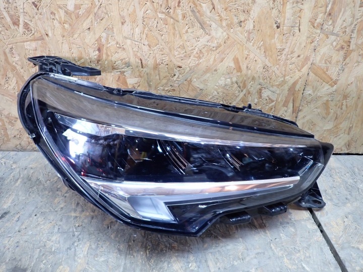 Licht rechts REFLEKTOR rechts FULL LED OPEL CORSA F 68 2019-2023R 9829522580