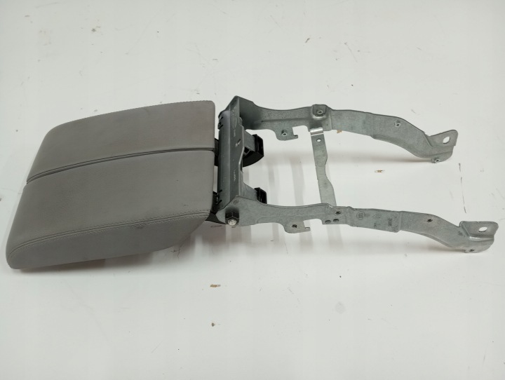 TUNEL naslon za ruku RANGE ROVER EVOQUE II K8D2-045C74-QC