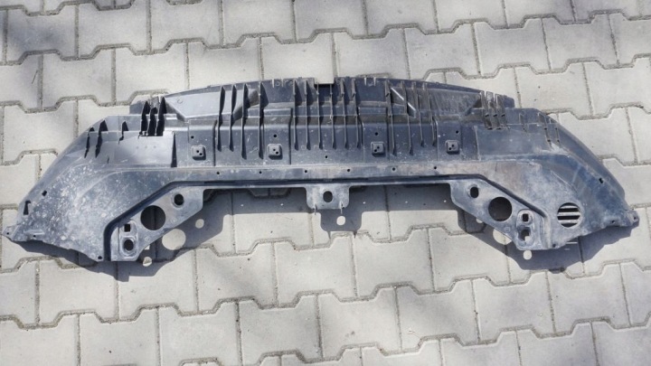 VOLVO C40 XC40 LIFT - copertura GREMBIALINA radiatore e Paraurti