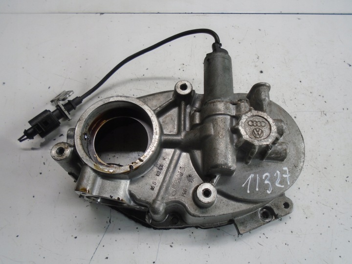 AUDI A4 B6 2.0 FSI scatola pompa VACUM 06D103530K