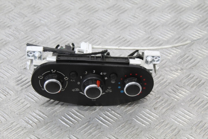 Controllo NAWIEWAMI DACIA SANDERO II 2 LIFT