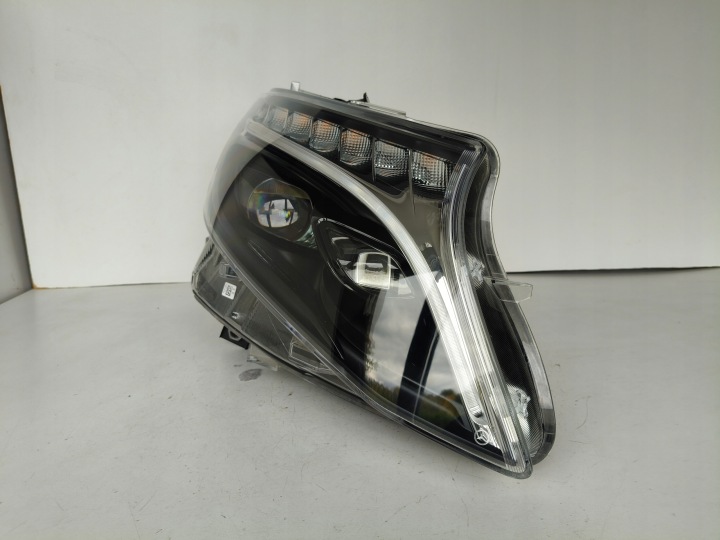 light right REFLEKTOR MERCEDES VITO V-KLASA W447 19- LIFT FULL LED ILS