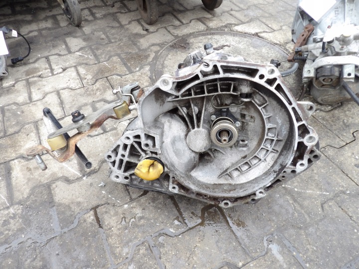 Opel Corsa 1,2B 55KW 75KM Prevodovka F13C394