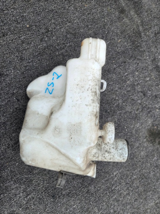 nadrzka ostrekovacov pumpa CITROEN BERLINGO II B9 2010- 9671568180