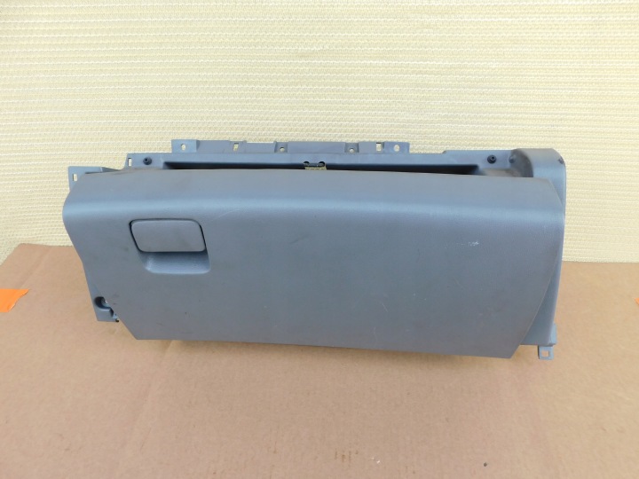 passenger compartment of the passenger of the dashboard rozdz Hyundai H1 II Grand Starex 84761-4H000 grey