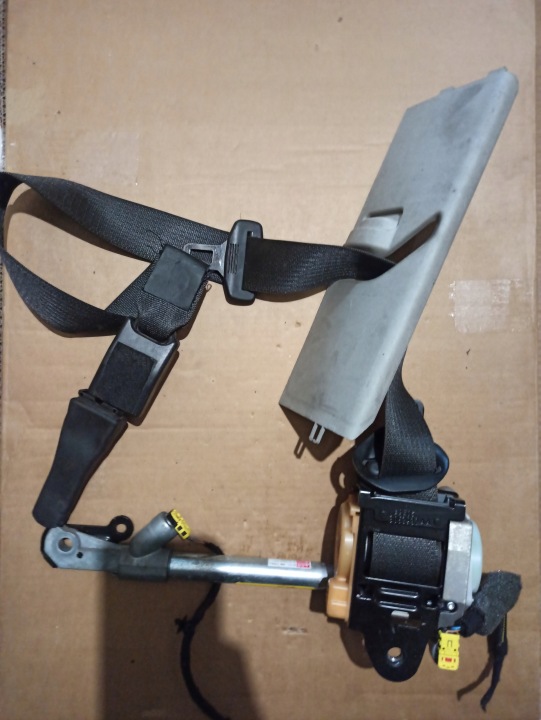 OPEL INSIGNIA A tension belt safety of the front 5010C6B1WS 306981099R10