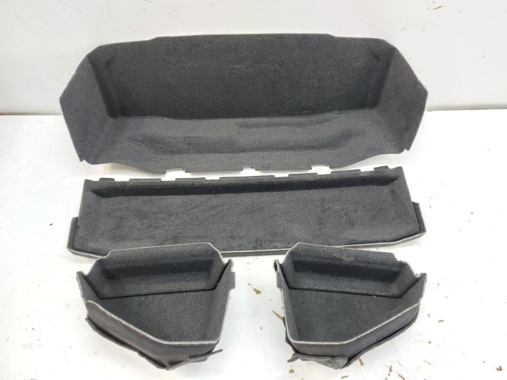 Porsche Taycan GTS 9J1 2023r cover wneki boot komplet 9J1863099A