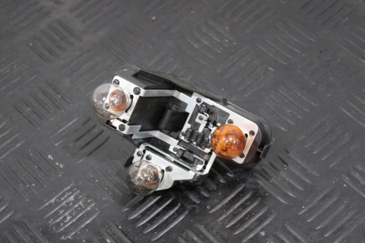 Platine porte ampoule feux Gauche Arrière VOLVO V40 II CROSS COUNTRY