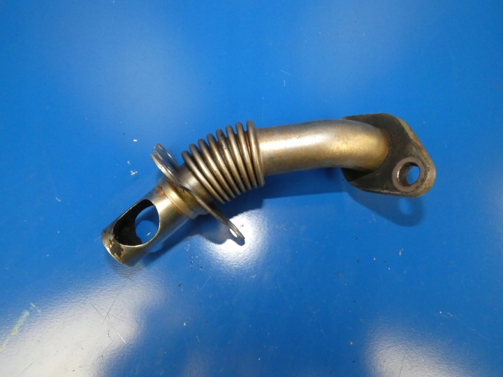 MERCEDES W212 W204 W177 2.2 CDI hose EGR