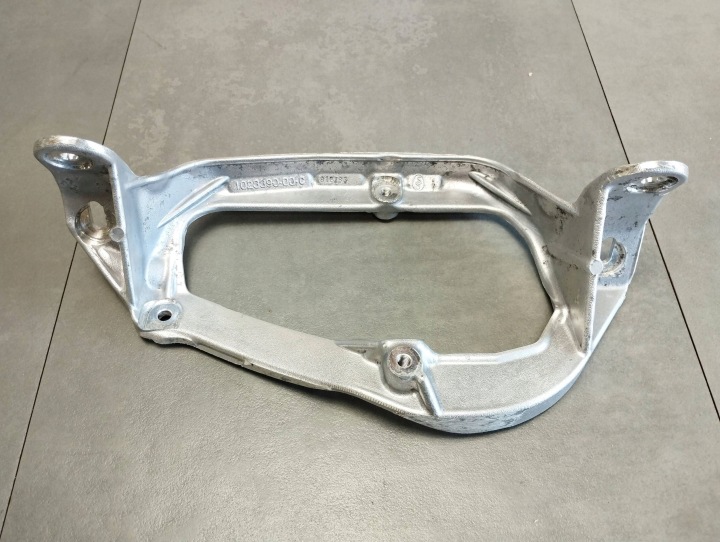 Mercedes B-KLASA W246 W242 Halter SPREZARKI 102339000C