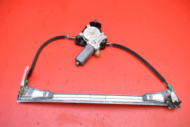 Mécanisme essuie glaces Gauche Avant EU 8200169093 RENAULT THALIA 1 et LIFT 02-06