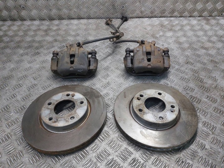 Disques Frein Avant + Étriers freins HYUNDAI I30 et 1.6 16V