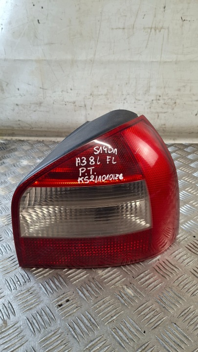 Licht rechts heck AUDI A3 8L LIFT