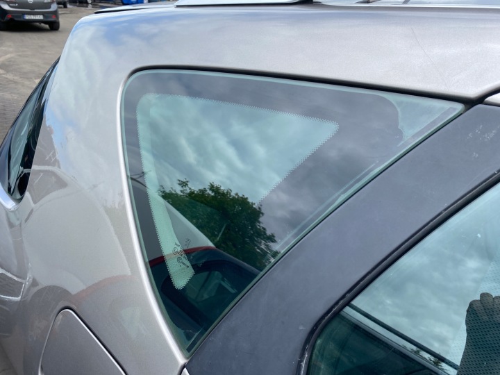 FENSTER Seitlich Karoserie rechts przy drzwiach Peugeot 407 SW 04-10