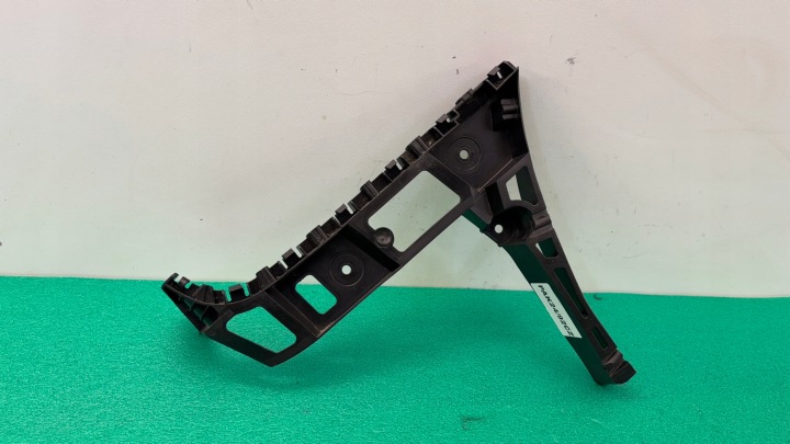 VW TOURAN 10-15 ROK stoßstangenführung rechts heck Halter PAK24/92CZ
