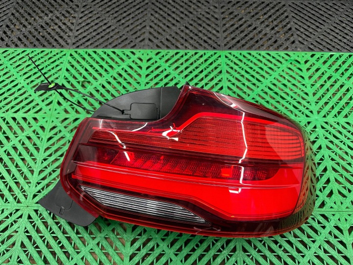 light rear rear part side right BMW M2 F87 7420992