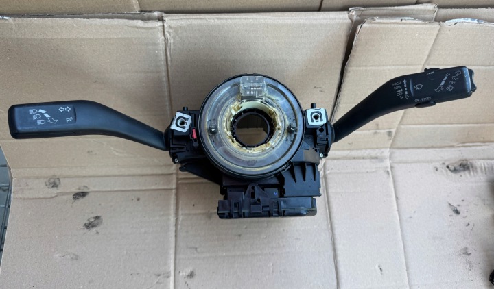 Commodo essuie glace PAJAK 1K0953503EM SKODA OCTAVIA 2 II HB 04-08