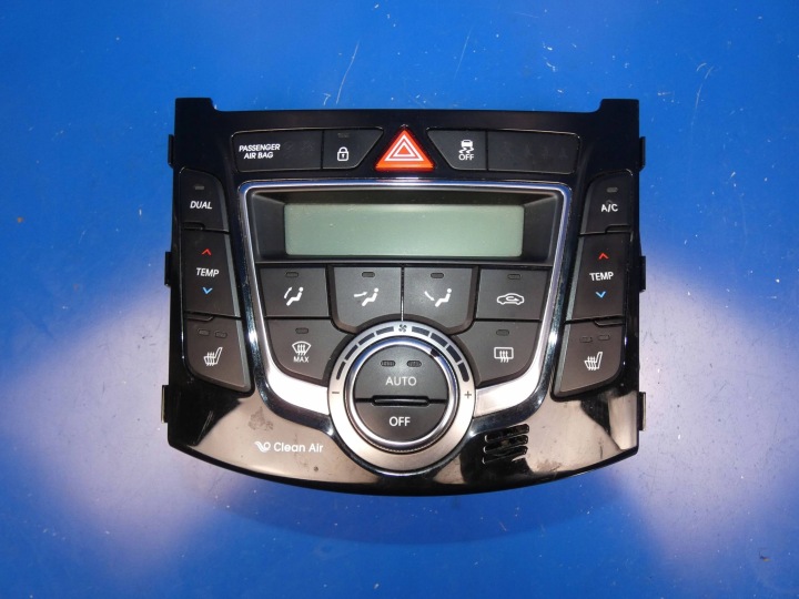HYUNDAI I30 II PANEL of the air conditioning air conditioning devices