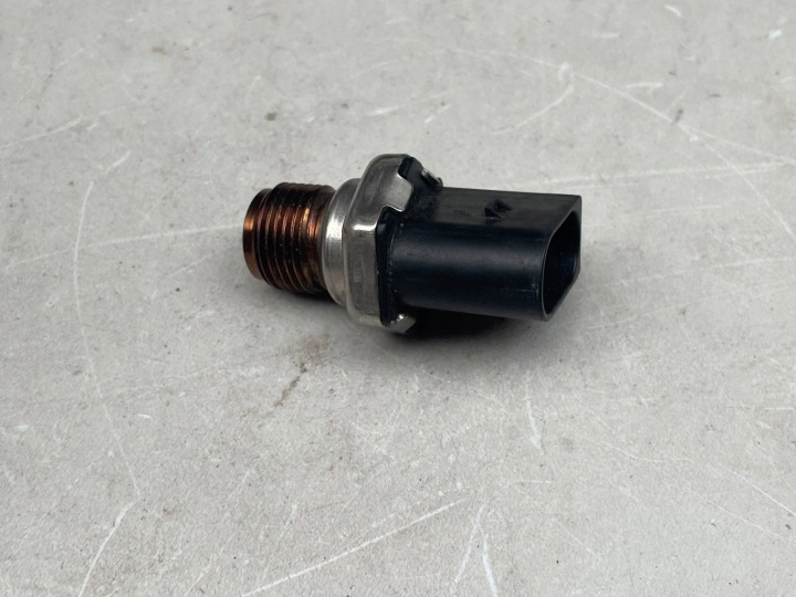 wiring fuel SKODA SUPERB B8 (3V) 05L906054A @M