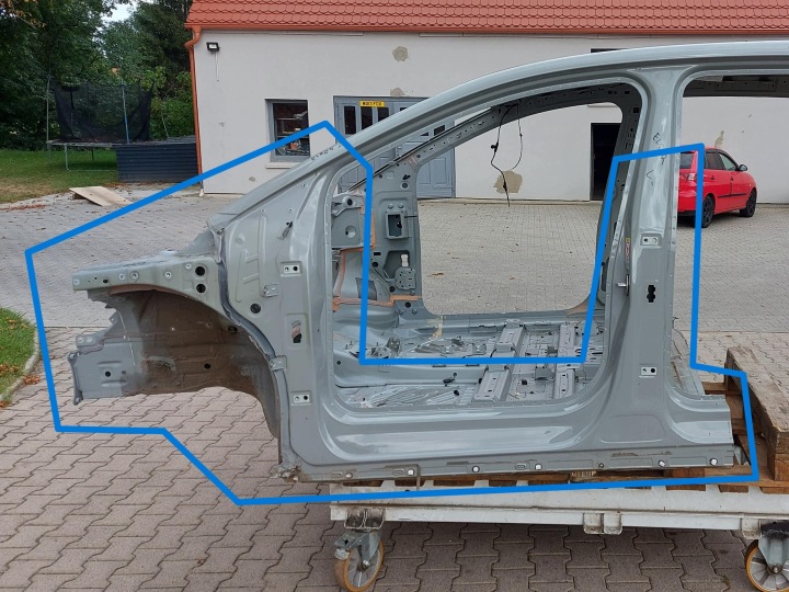 Skoda Elroq 5LJ iV85 , SUV 5D 2025r LONGHERONE supek MINIGONNA Anteriore sinistra
