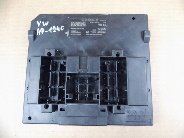 VW Audi Seat Skoda modul Computer Bedienteil komfortu 5Q0937084CM