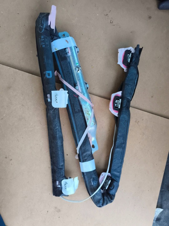 Ford Fiesta MK7 LIFT tetö légzsák powietrzna jobb