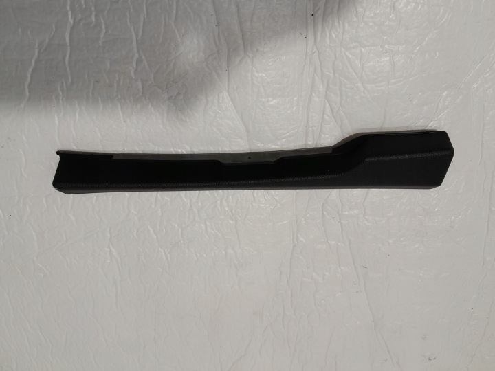 AUDI Q5 80A cover side SLUPKA A left 80A868203