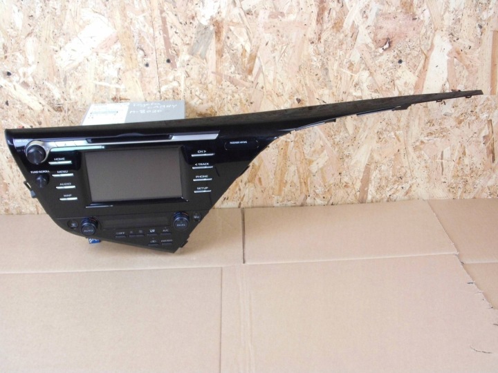 Toyota Camry VIII 2018+ radio CD 8614033C80