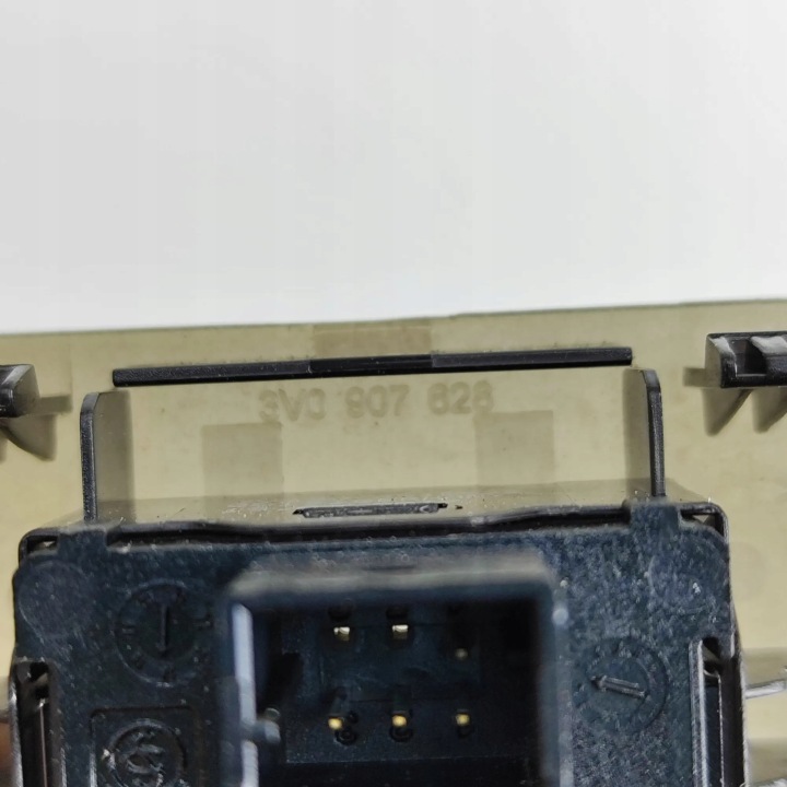 Single SYSTEM SUPERB III ESTATE (3V5) 3V0907628 23900449 2.0L 110kw 8