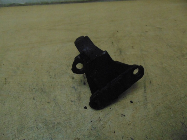 Opel OE 133511 подкрепа половин ос 6