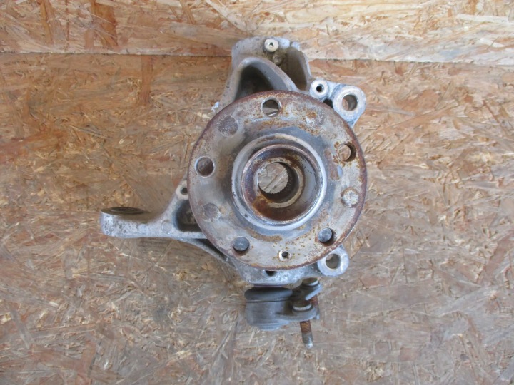 MOYEU SUPPORT BROCHE AVANT DROIT AUDI SKODA SEAT VW