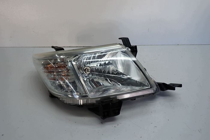 TOYOTA HILUX VII 11-14 reflektor right light right