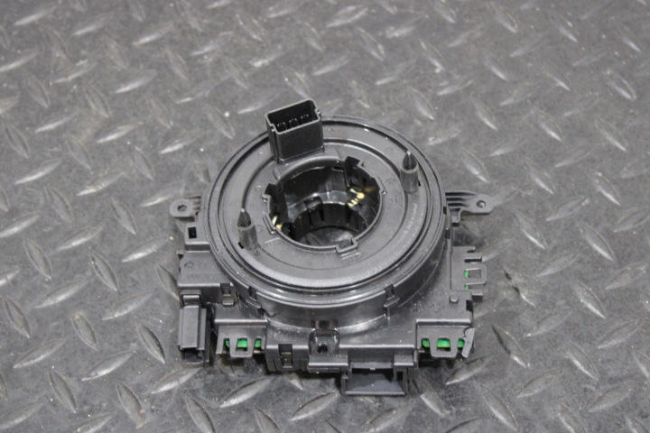 ring below steering wheel, VW PASSAT B8 3G0 3G9