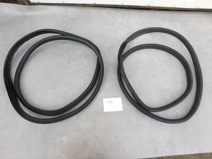 Joint Portière Chauffeurs Passegers Arrière BMW X1 U11 Original