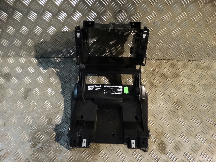 IDEALNY TUNEL MERCEDES SLS W197 1
