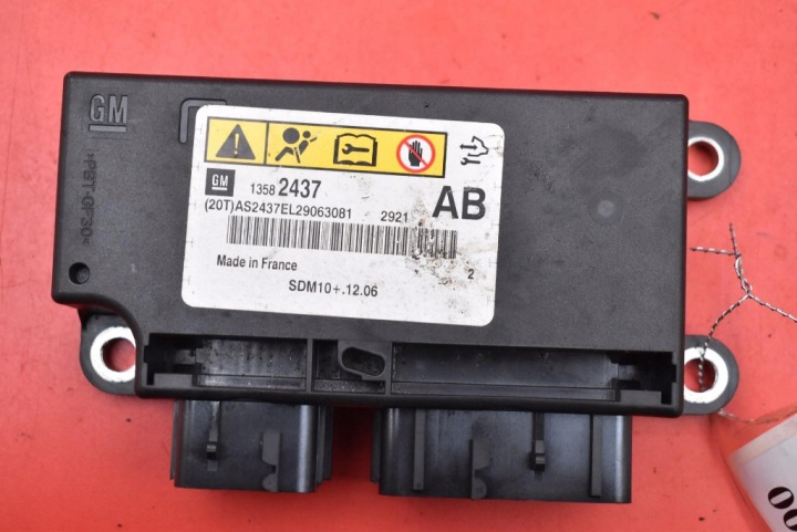 modul SENSOR AIRBAG airbag 13582437 OPEL MERIVA 2 II B 10-14