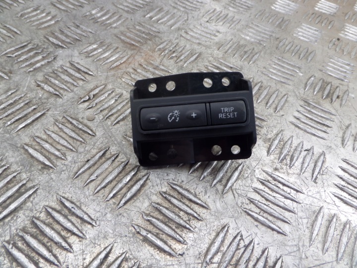 NISSAN QASHQAI J11 switch TEMPOMATU 13-17 300
